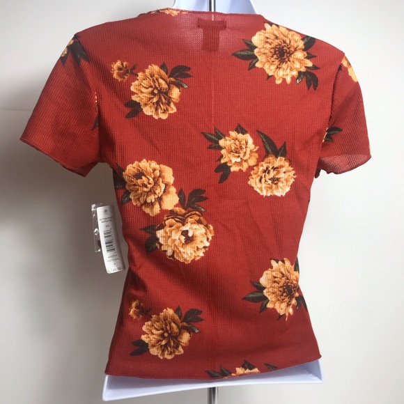 Justify brand new floral shirt NWT size small. T27 - Picture 3 of 5
